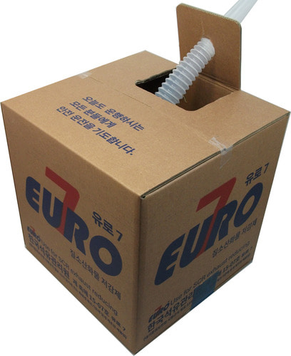 요소수 EURO 7 요소수 10L  페트박스 50박스 패키지제품입니다. 부가세와 배송비가 포함되어있습니다. 많이 이용해 주시기 바랍니다.